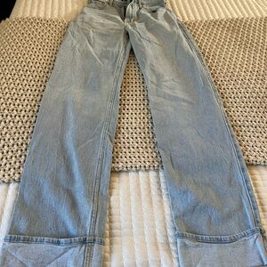 Hollister Ultra High Rise Dad Fit Jeans in Light Blue